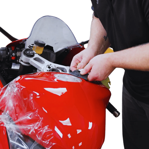 ¿Por qué es esencial la película protectora de pintura para motocicletas?