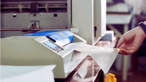 لماذا تختار فيلم تغليف الزجاج من هينجنينج؟